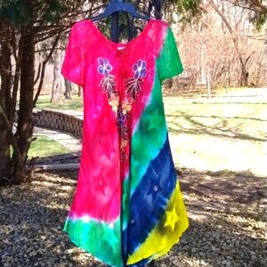 NWOT Midi Floral Embroidered Mexican Style Dress. Made in India, Size Medium